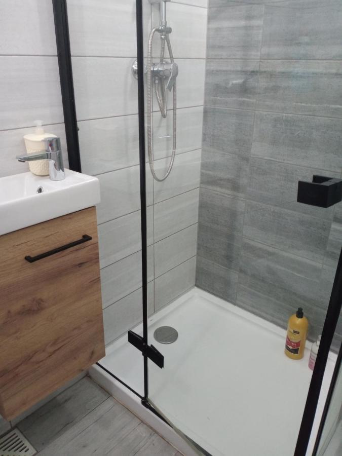 Uroczy Apartament คราคูฟ ภายนอก รูปภาพ